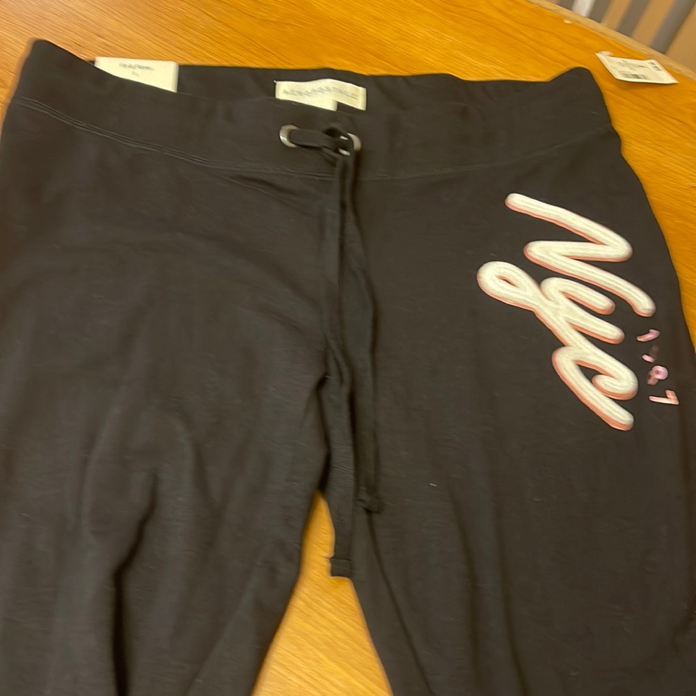 Womens Black Aero sweat paint NEVER worn